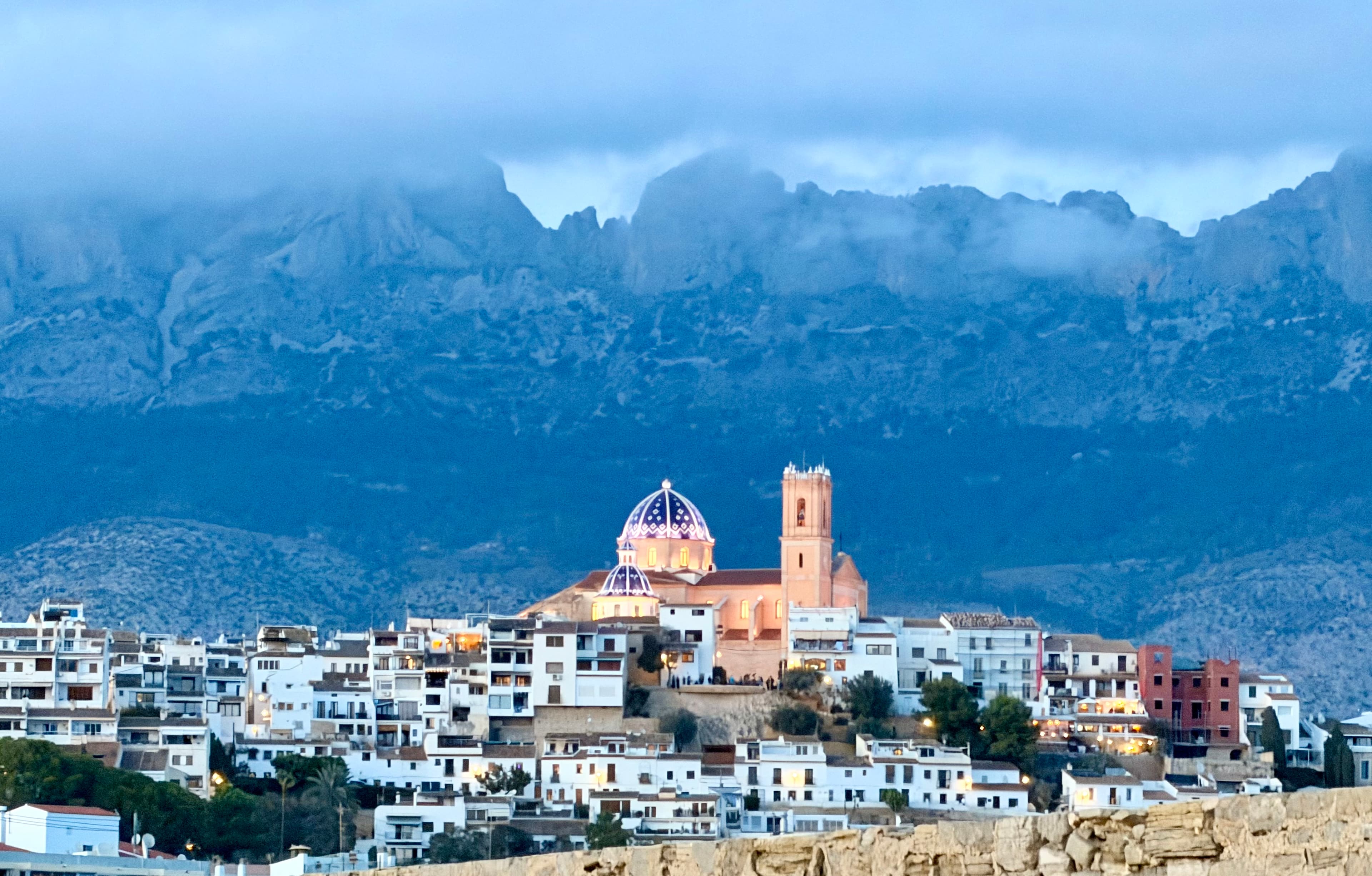 Spanien